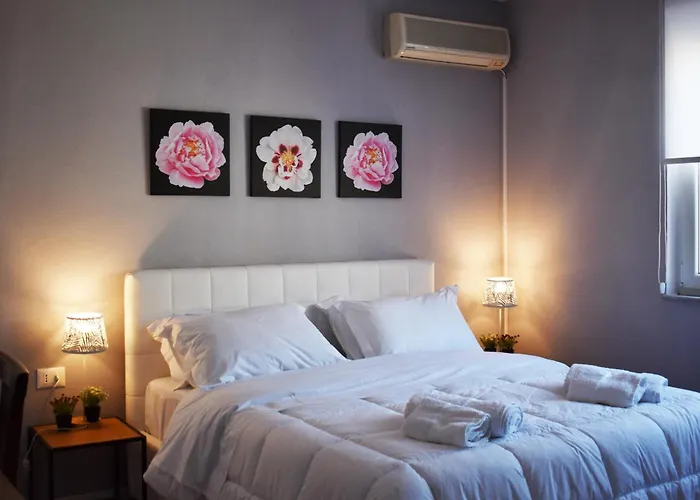 Fit Five Apartment